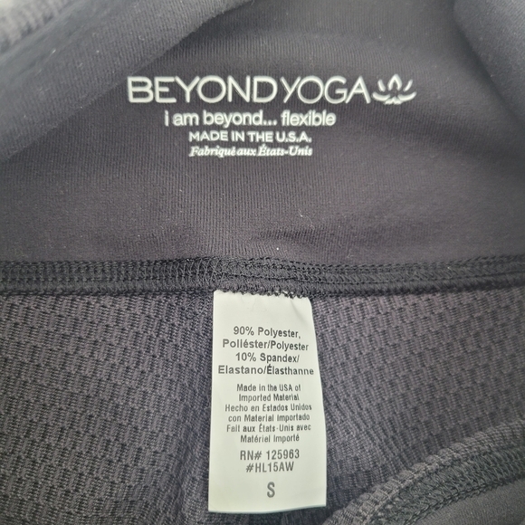 BEYOND yoga high waisted Grey Black Textured Mesh Panel Leggings small - Picture 5 of 8